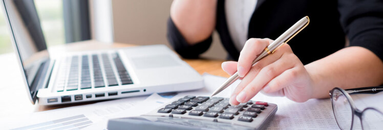 How to Choose the Right Bookkeeping Service for Your Business in 2025